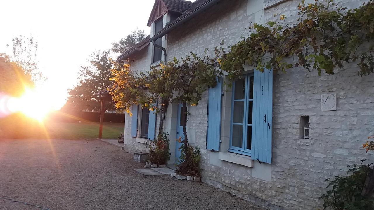 Gite Et Chambres D'Hotes Le Chene Billault Pouant Exterior photo