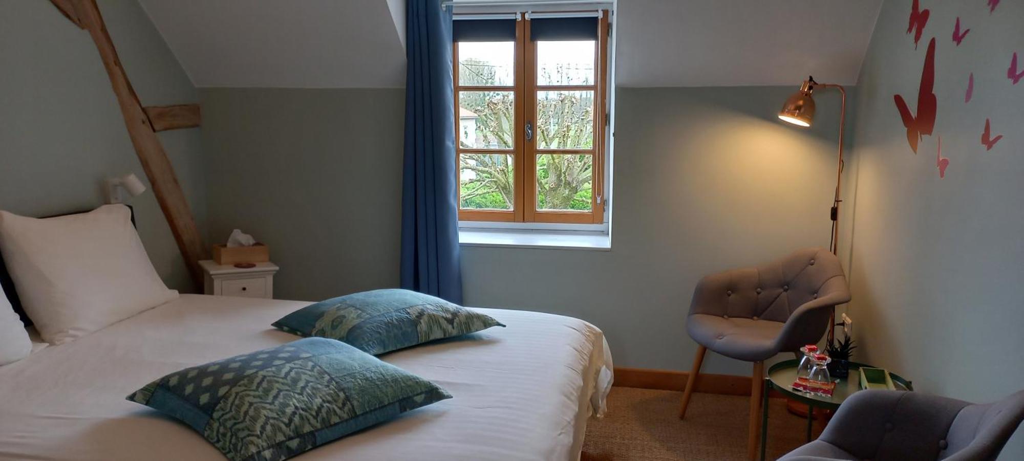 Gite Et Chambres D'Hotes Le Chene Billault Pouant Exterior photo